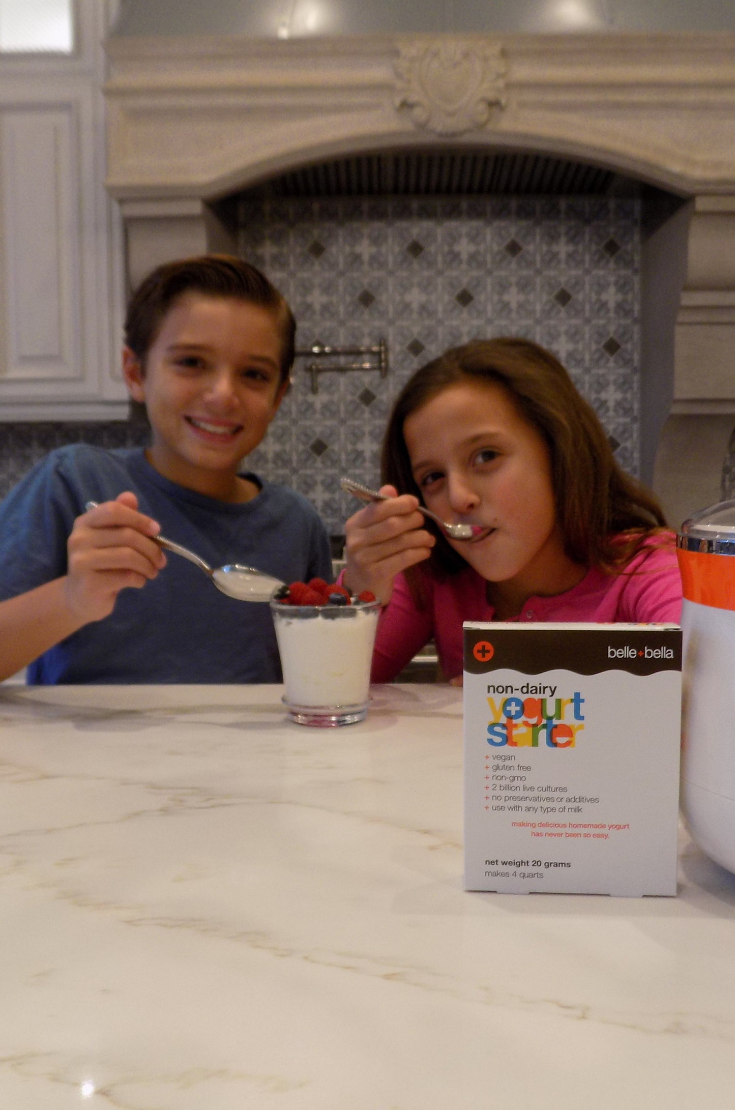 YoMagic Automatic Yogurt Maker